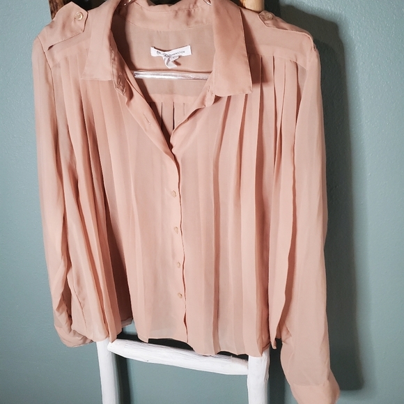 Bcbgeneration Sheer long sleeve blouse Large - Picture 7 of 11